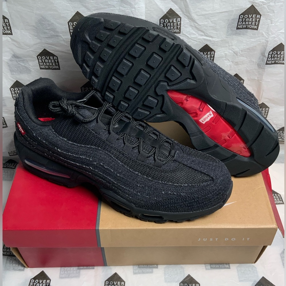 Nike AirMax95 x Levi’s -Black- Men 14 - DEADSTOCK